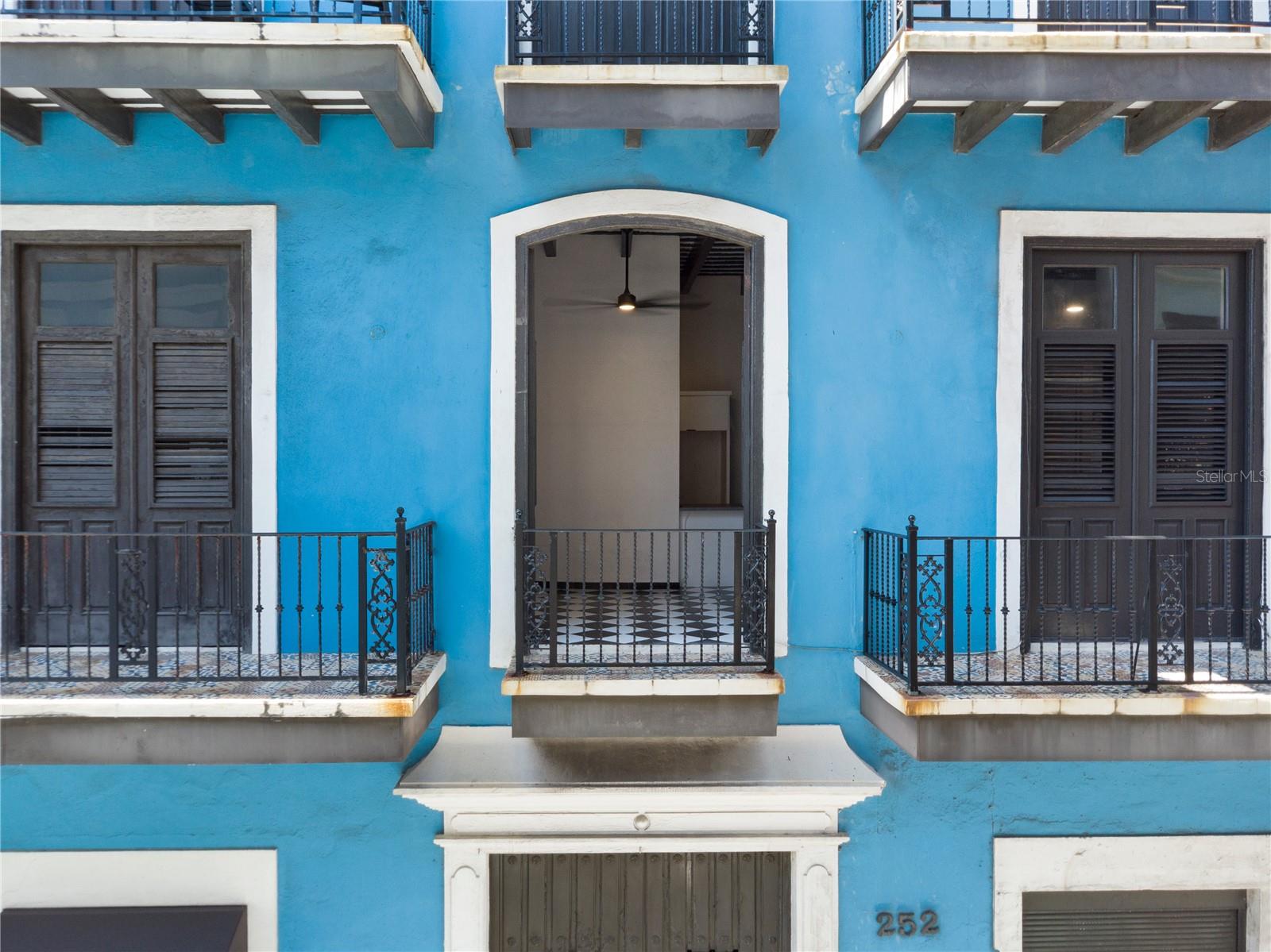 252 Calle Fortaleza #252, San Juan, PR 00901