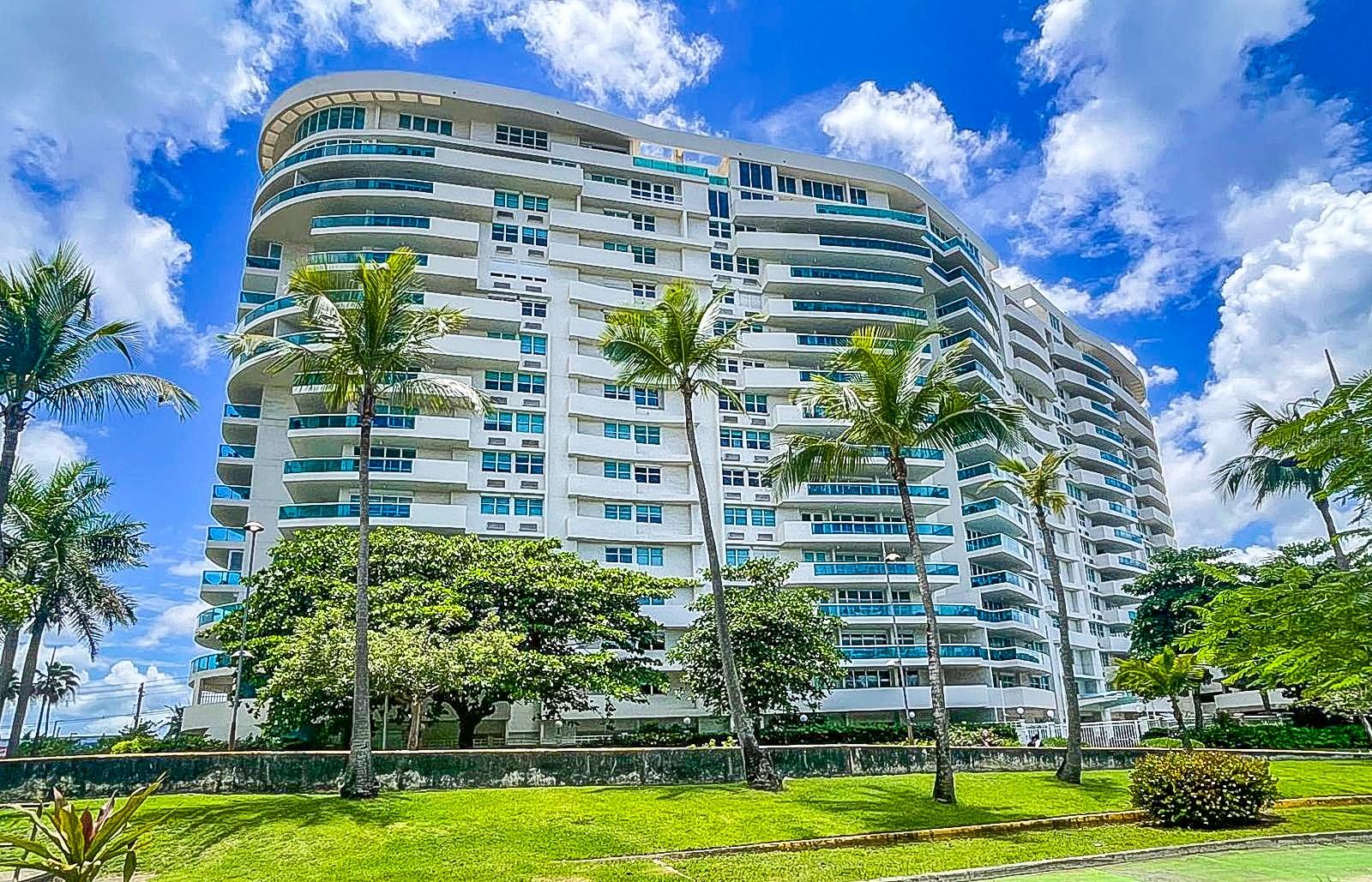 550 Avenida Constitucion #810, San Juan, PR 00901