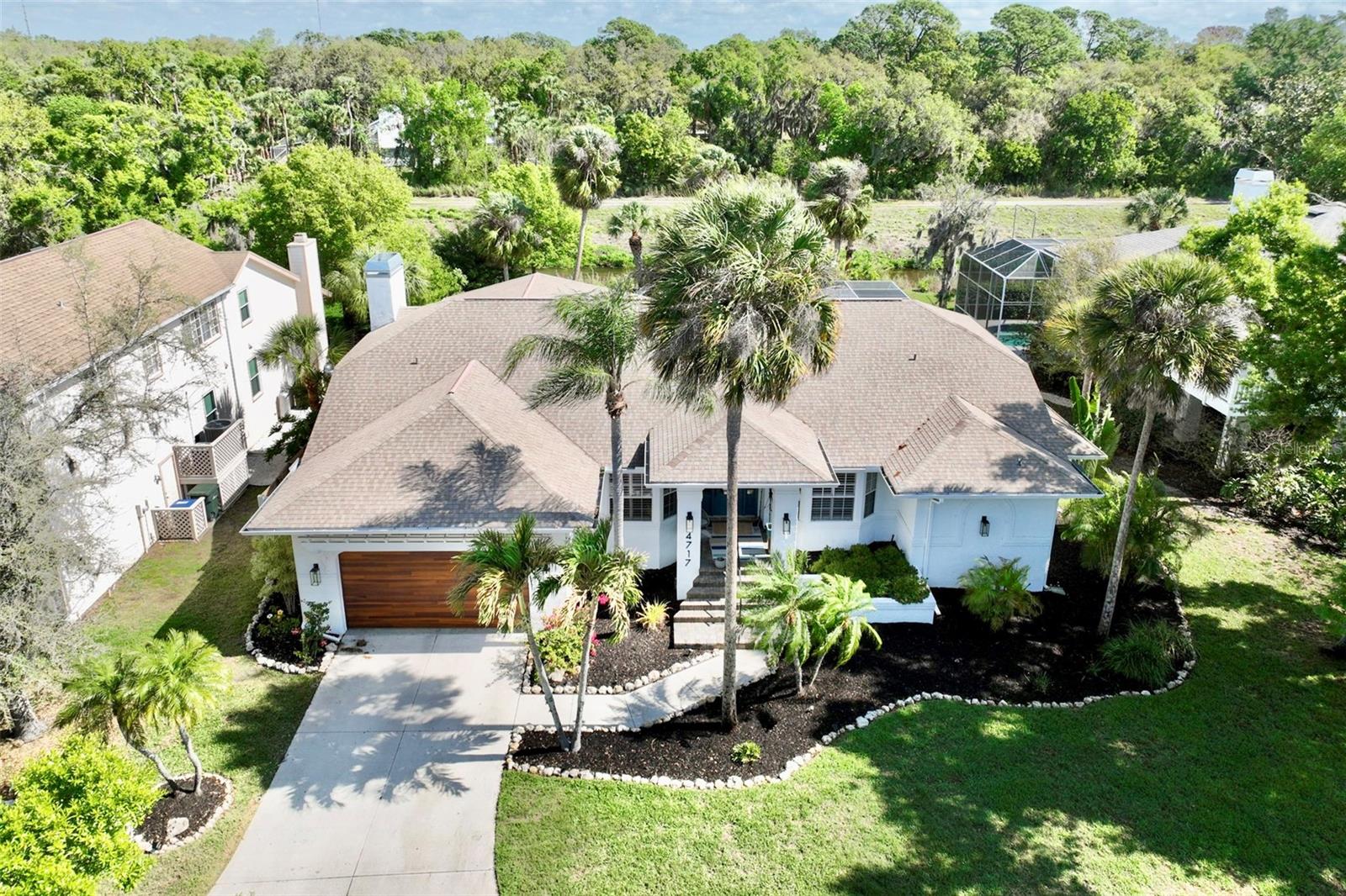4717 E Trails Dr, Sarasota, FL 34232