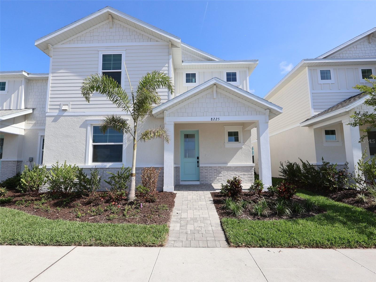 8225 Seaflower Pkwy, Bradenton, FL 34210