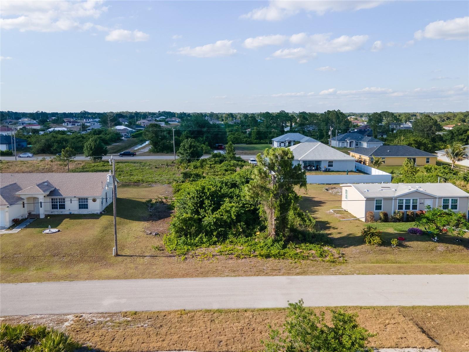2612 24th St Sw, Lehigh Acres, FL 33976