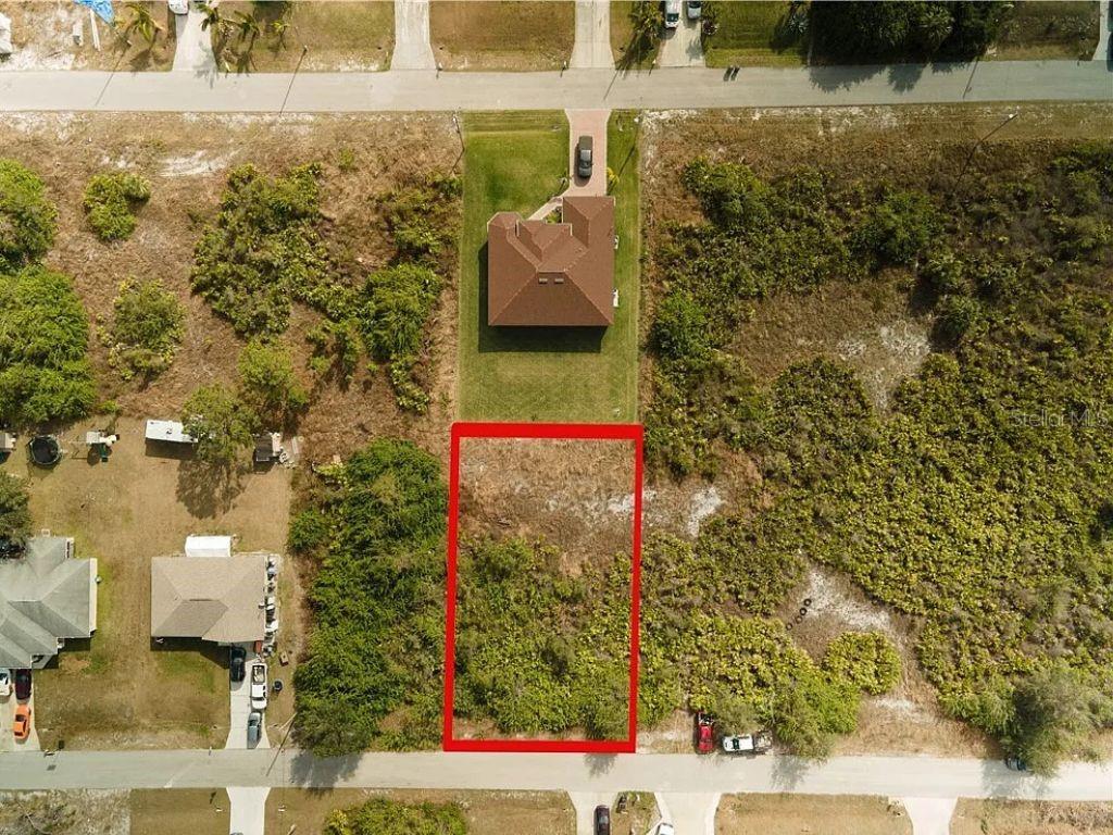 2613 3rd St Sw, Lehigh Acres, FL 33976