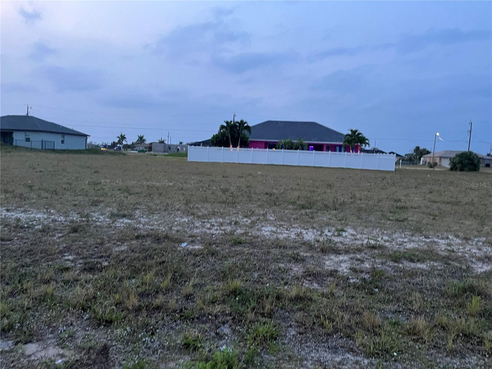 4237 Nw 34th Ter, Cape Coral, FL 33993