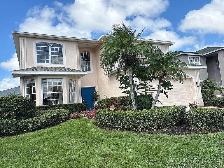7462 Featherstone Blvd, Sarasota, FL 34238