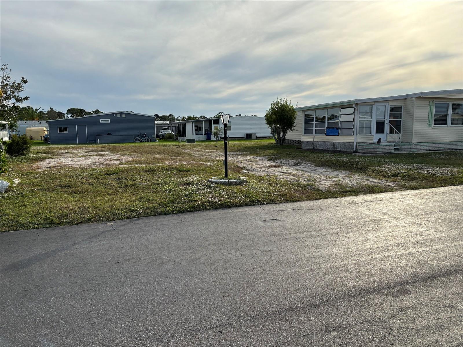 613 Los Altos, North Port, FL 34287