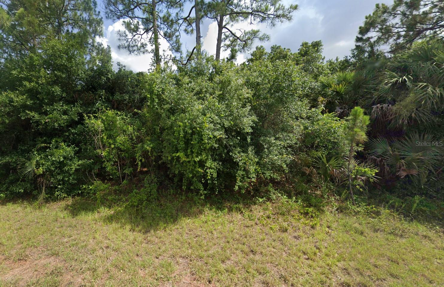 Antique Cir, North Port, FL 34288
