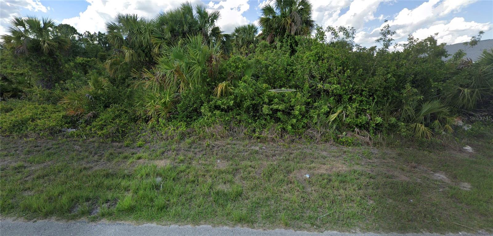 1255 Augusta St E, Lehigh Acres, FL 33974