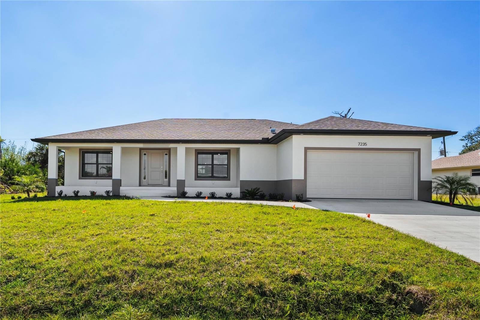 7235 Peacock Ln, Englewood, FL 34224