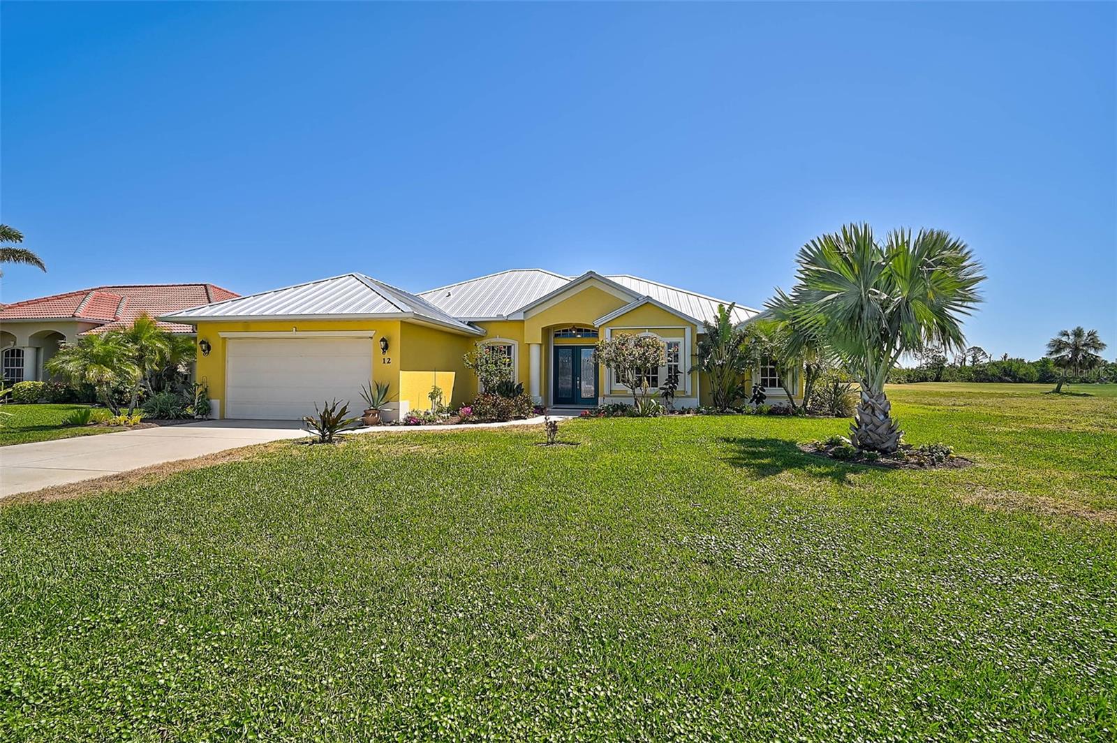 12 Medalist Ter, Rotonda West, FL 33947