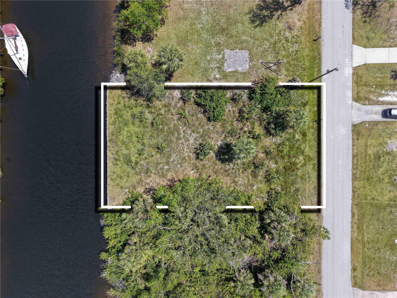 18318 Kerrville Cir, Port Charlotte, FL 33948