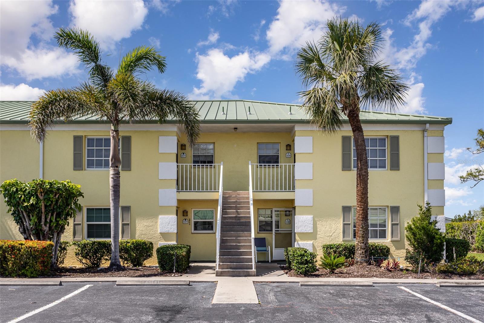 942 Capri Isles Blvd #207, Venice, FL 34292