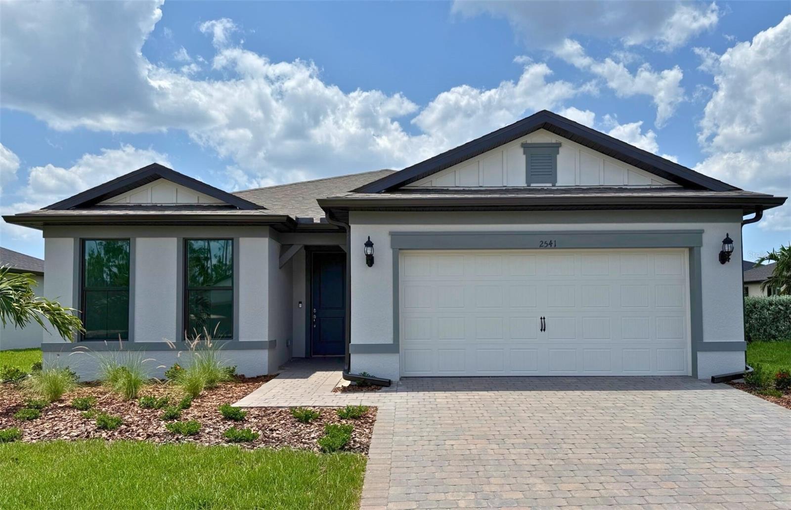 2541 Charter Oak Dr, North Port, FL 34289
