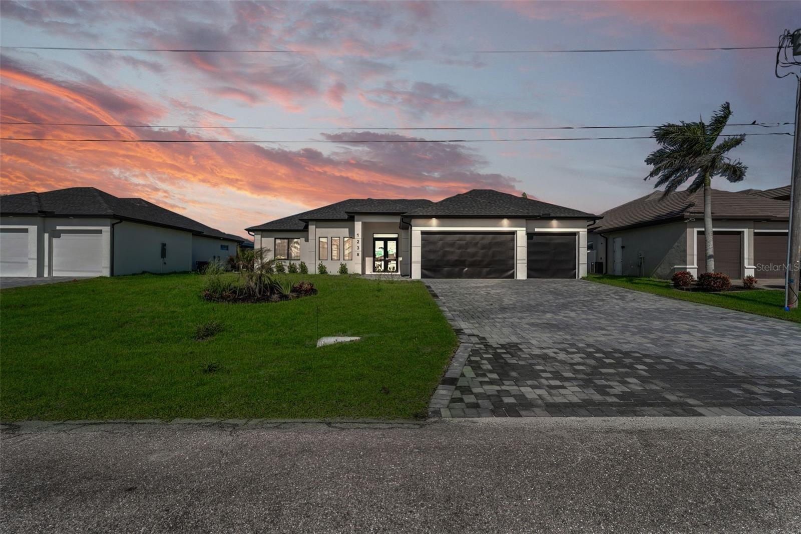 2813 Nw 41st Ave, Cape Coral, FL 33993