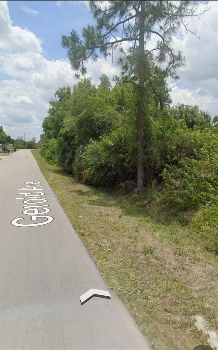 809 Gerald Ave, Lehigh Acres, FL 33936