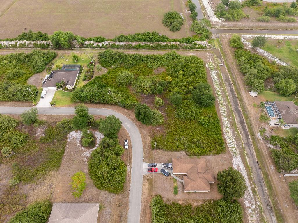 551 Theodore Vail St E, Lehigh Acres, FL 33974