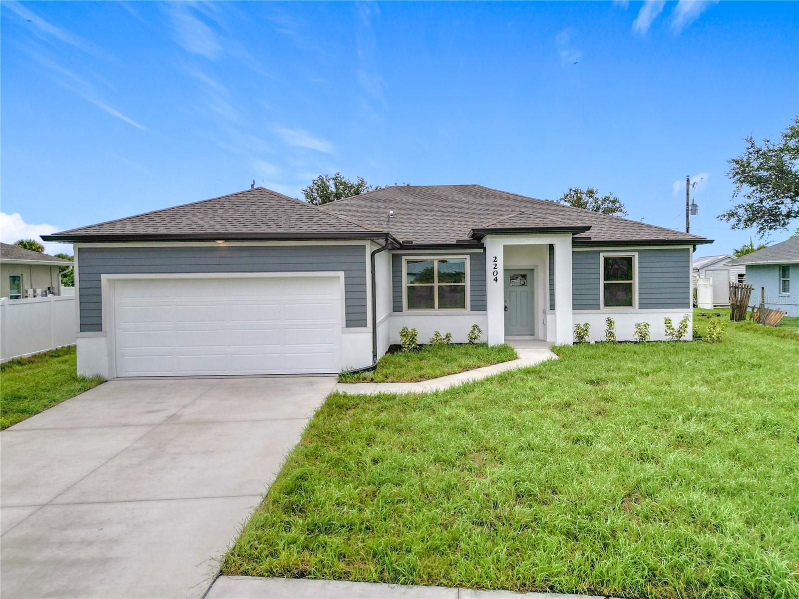 2204 S Biscayne Dr, North Port, FL 34287