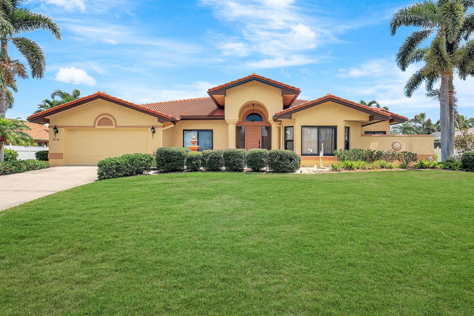 619 Se 18th Ter, Cape Coral, FL 33990