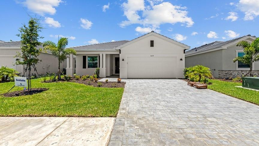 8376 Shore Lake Dr, Englewood, FL 34224