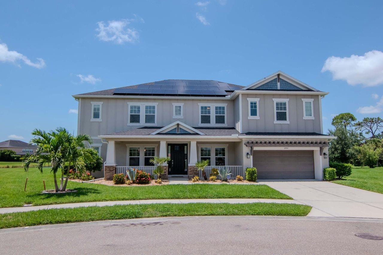 5702 Hydrangea Cir, Sarasota, FL 34238