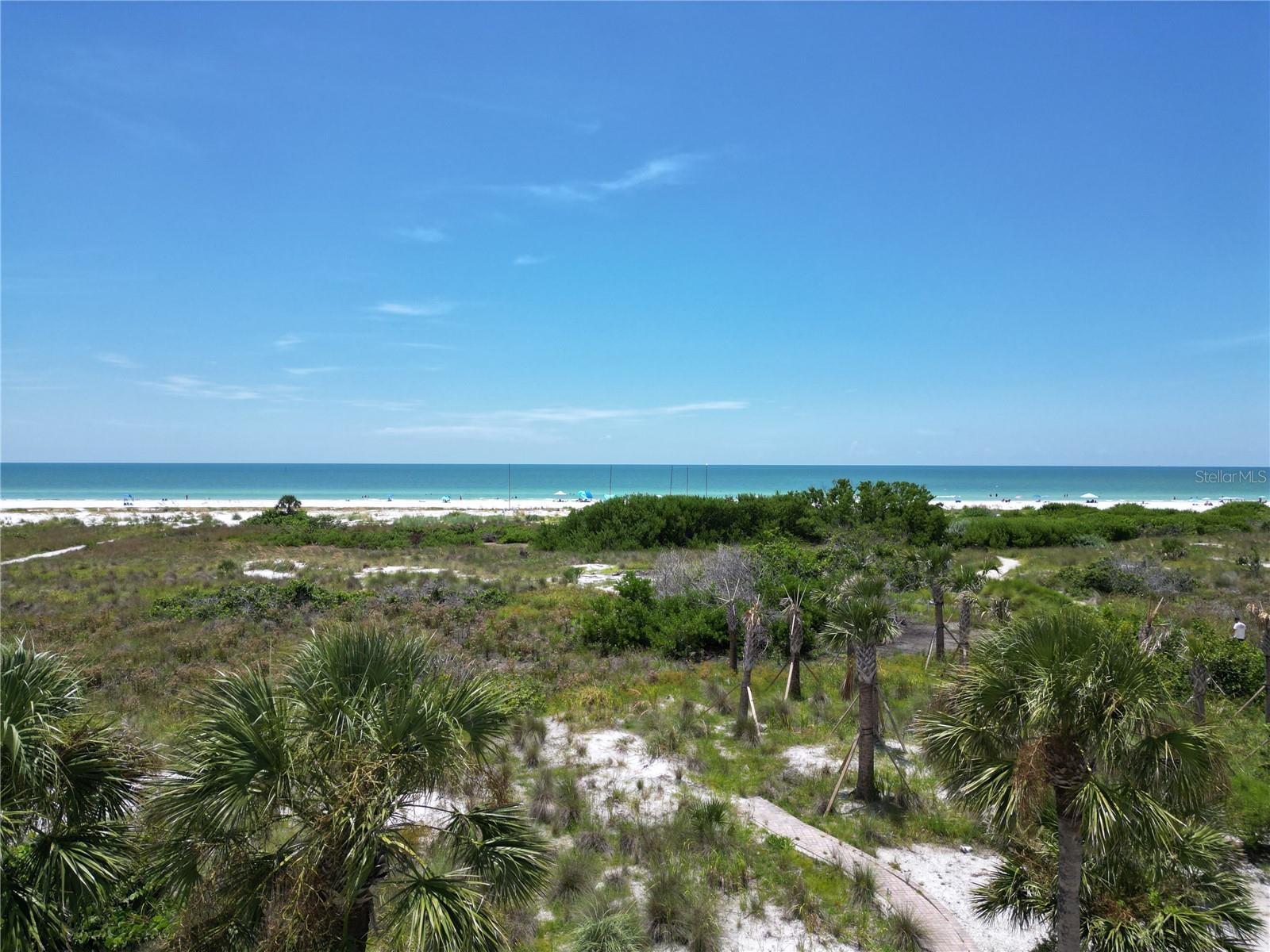 460 Beach Rd #B2, Sarasota, FL 34242