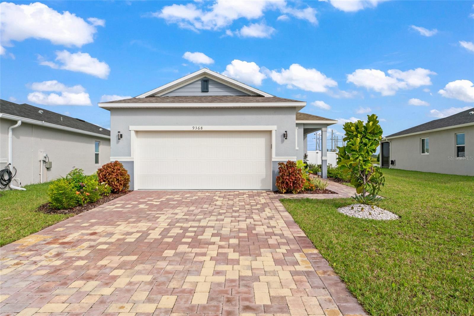 9368 Sandy Bluffs Cir, Parrish, FL 34219
