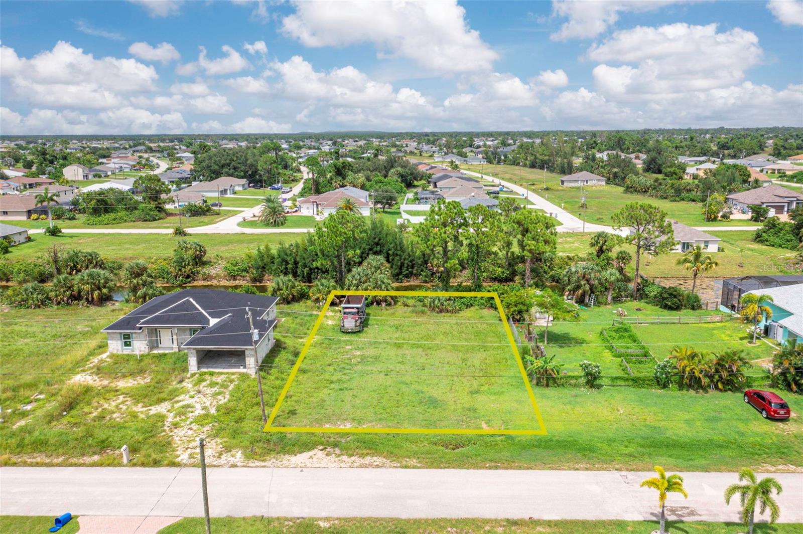 1623 Ne 36th Ln, Cape Coral, FL 33909