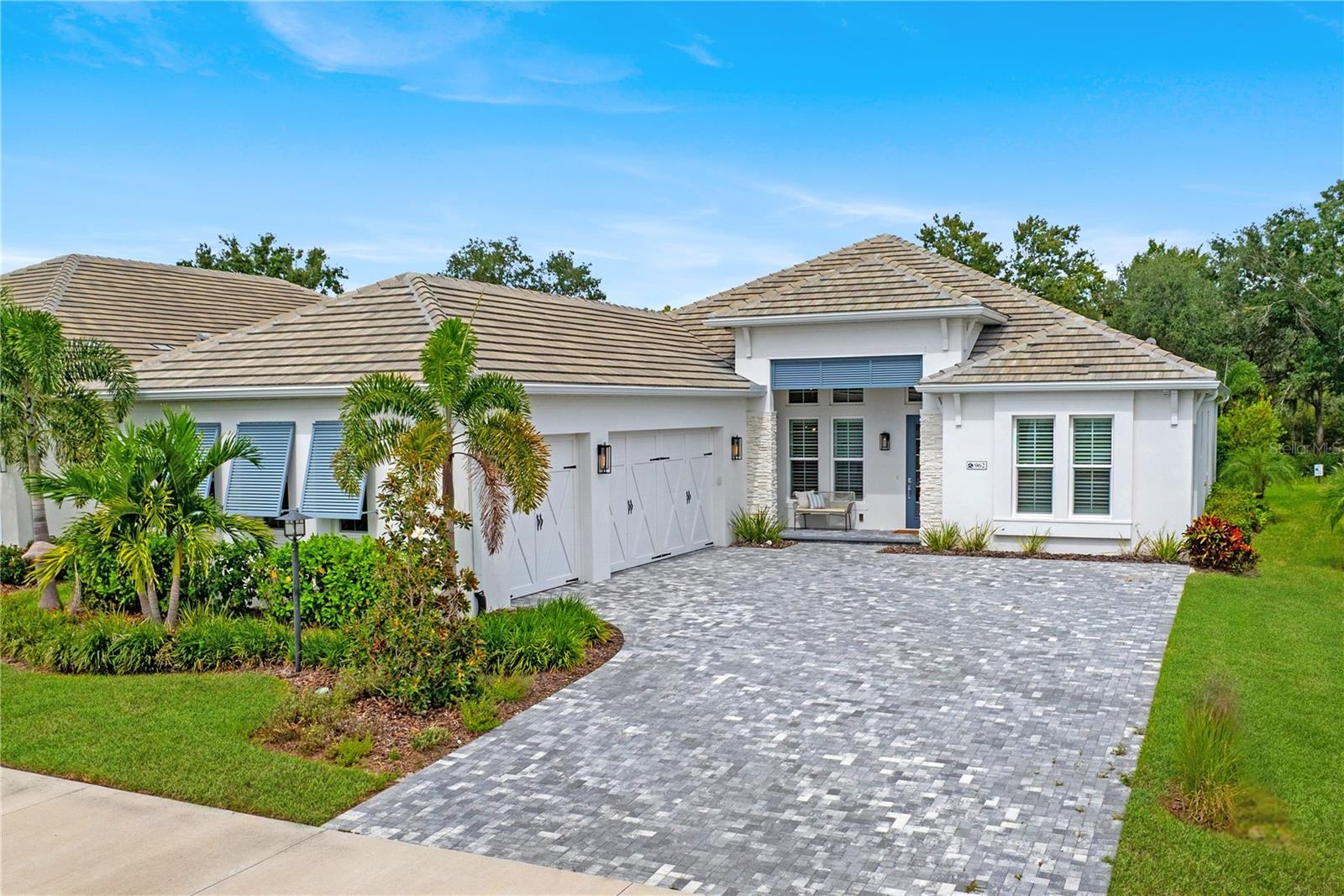 962 Seascape Pl, Sarasota, FL 34240
