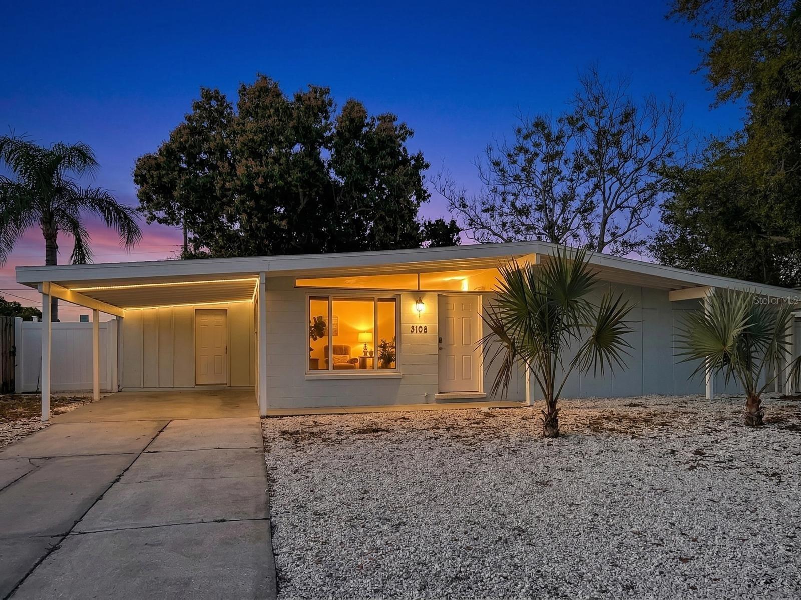 3108 Smith Ave, Bradenton, FL 34207