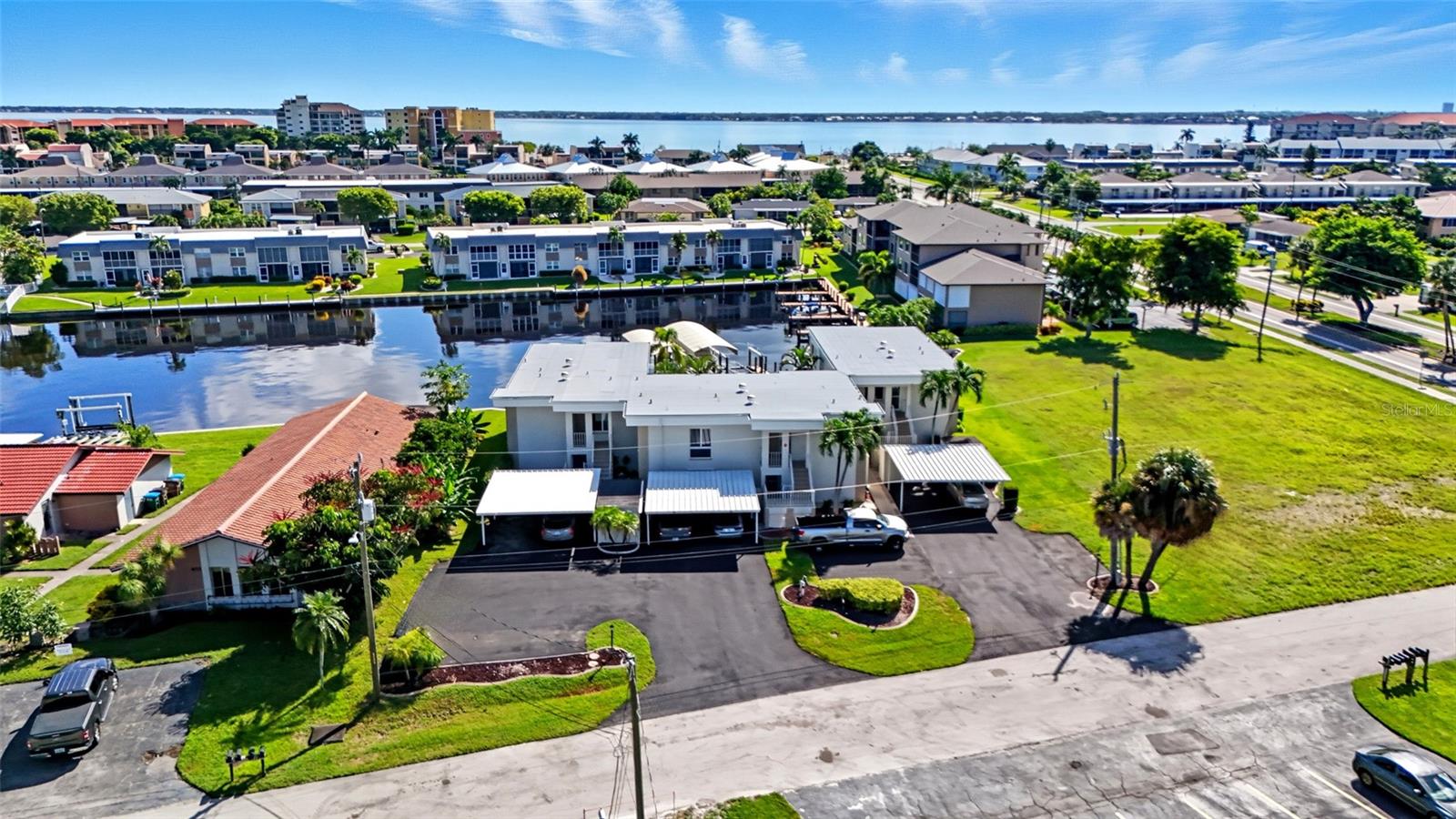 4115 Se 18th Pl #201, Cape Coral, FL 33904
