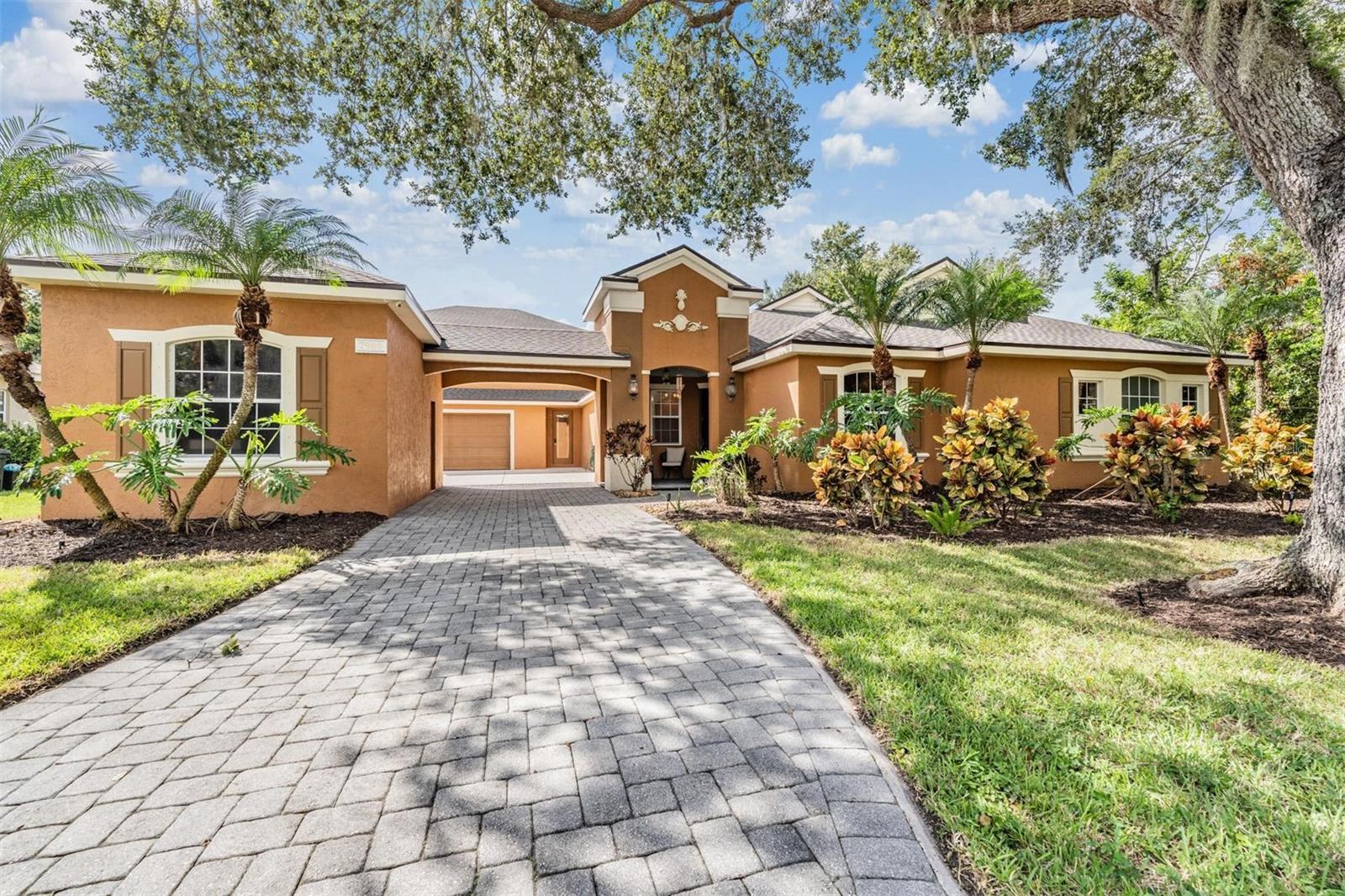 7900 Umbrella Pine Way, Sarasota, FL 34241