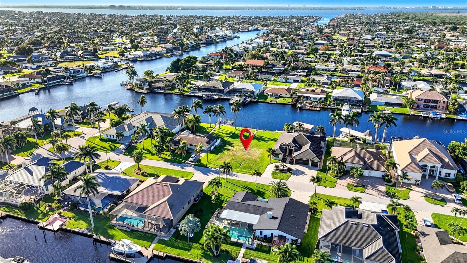 126 Sw 50th St, Cape Coral, FL 33914