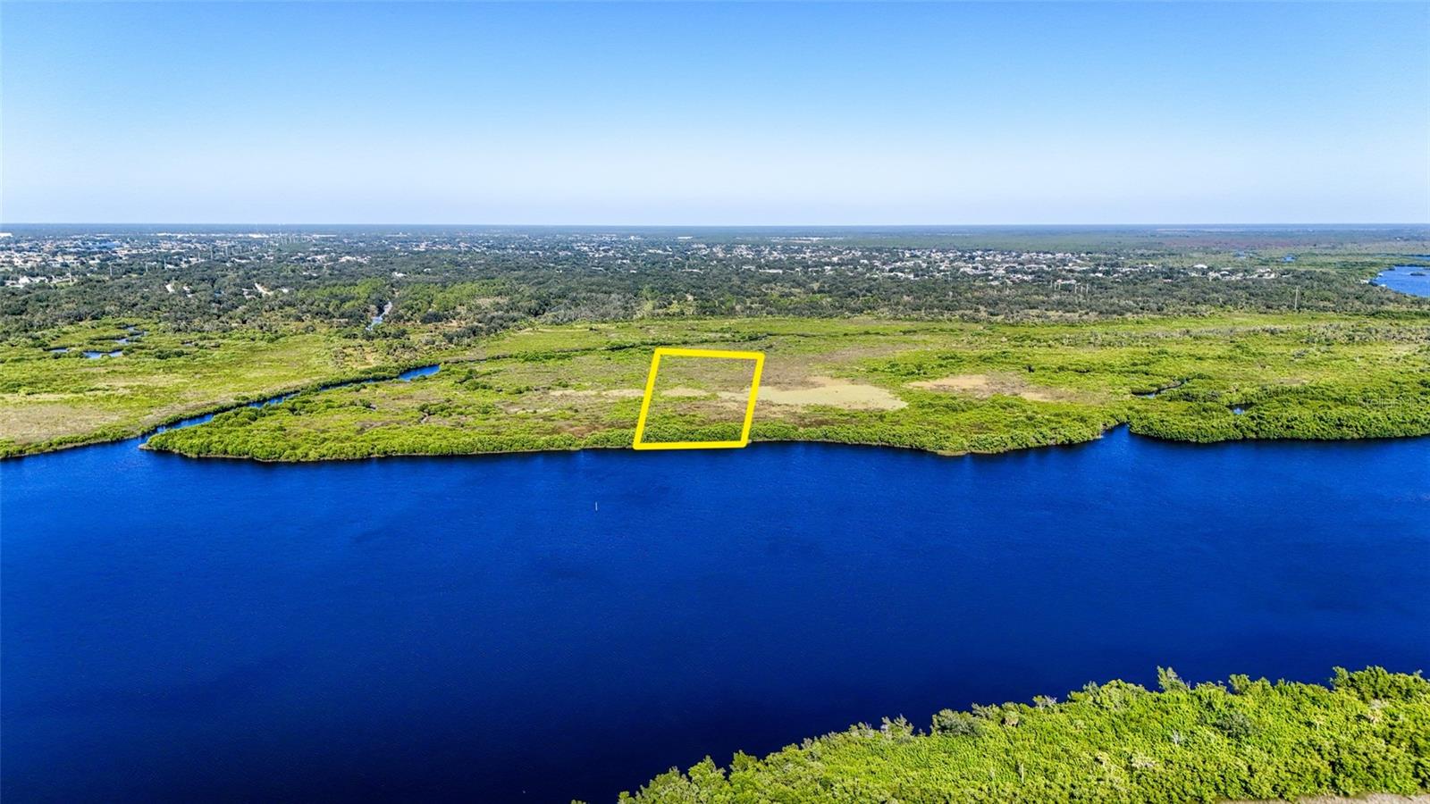 1352 Monterey Ct, Punta Gorda, FL 33983