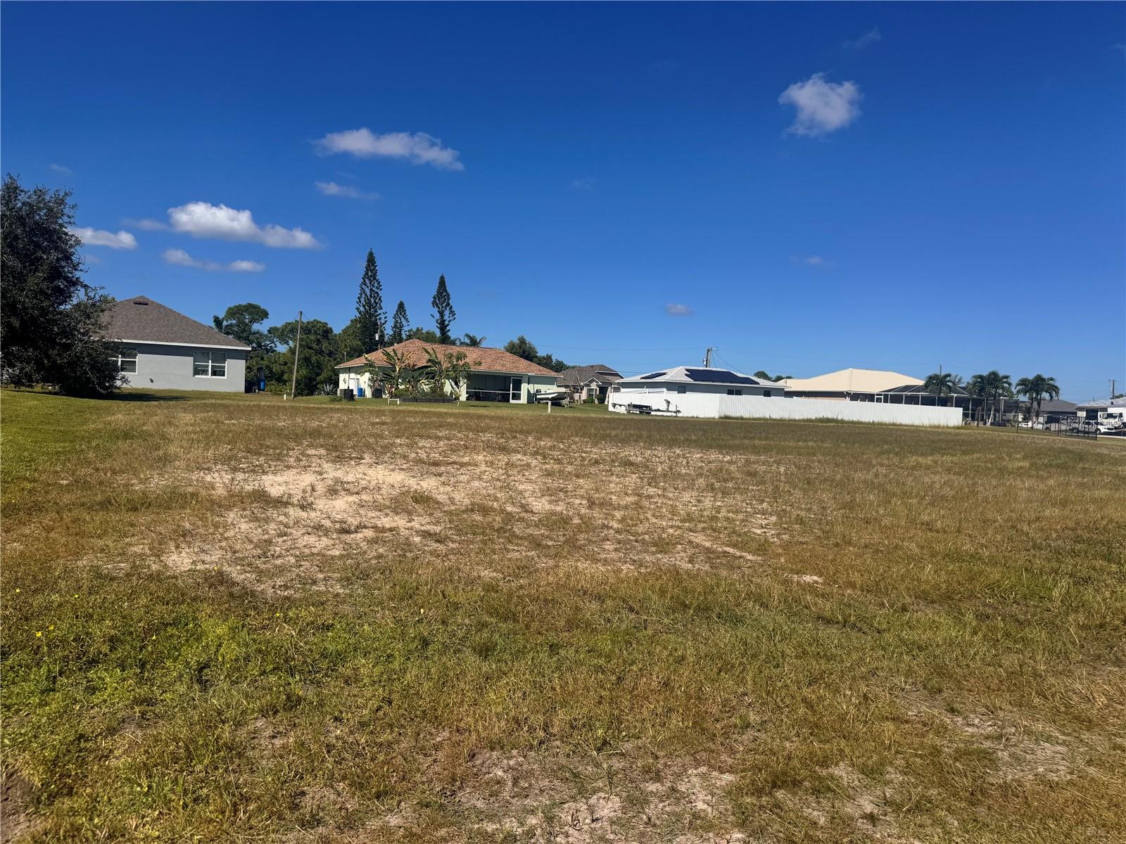 1211 Nw 21st Ave, Cape Coral, FL 33993