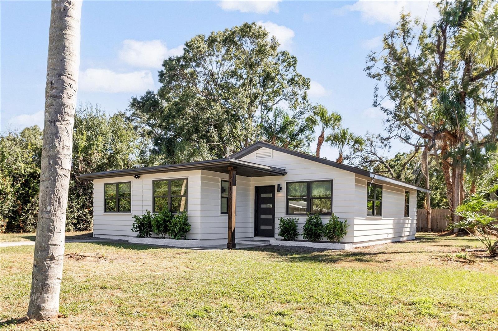 1122 40th St, Sarasota, FL 34234