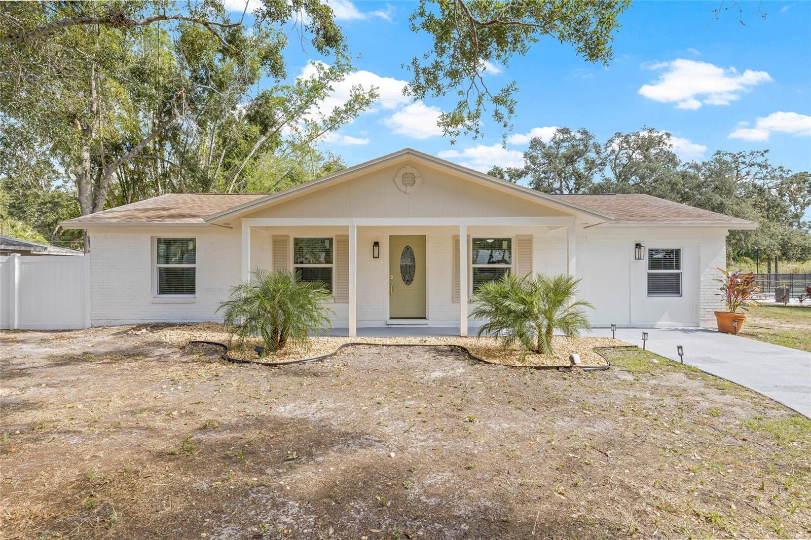 70 Horton Cir, Sarasota, FL 34232