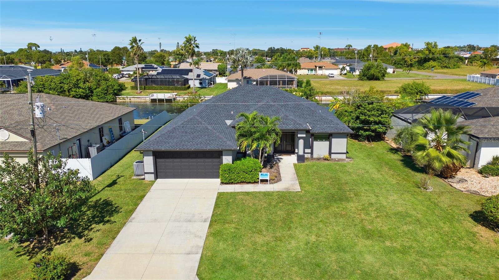 1507 Ne 2nd St, Cape Coral, FL 33909