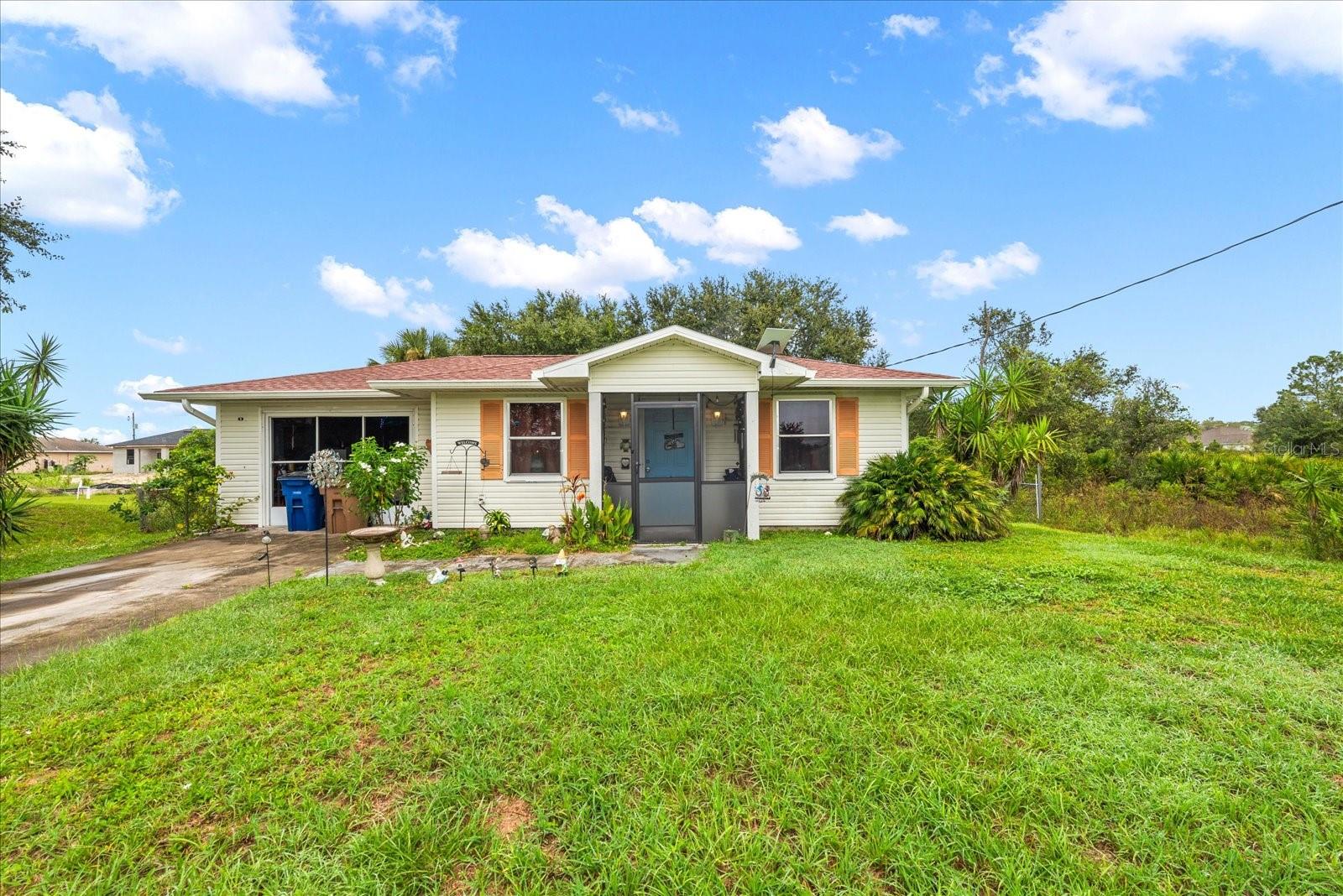 2802 73rd St W, Lehigh Acres, FL 33971
