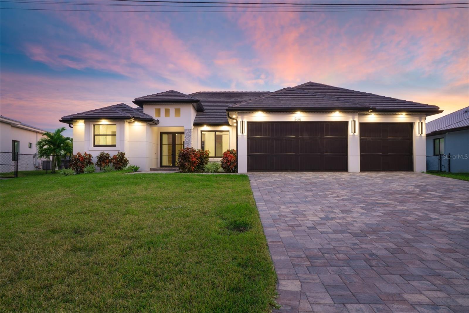 836 Sw 36th Ter, Cape Coral, FL 33914