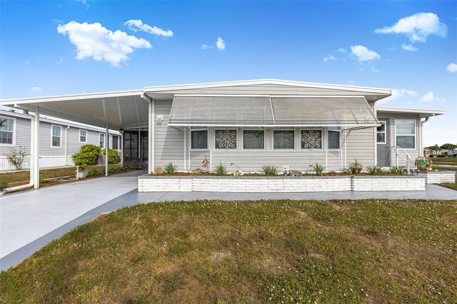 400 Vivar, North Port, FL 34287