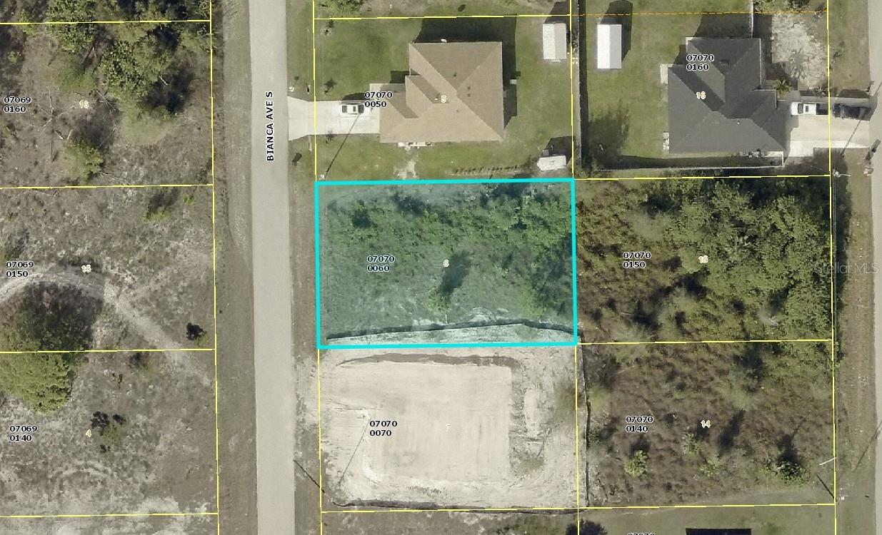 765 Bianca Ave S, Lehigh Acres, FL 33974
