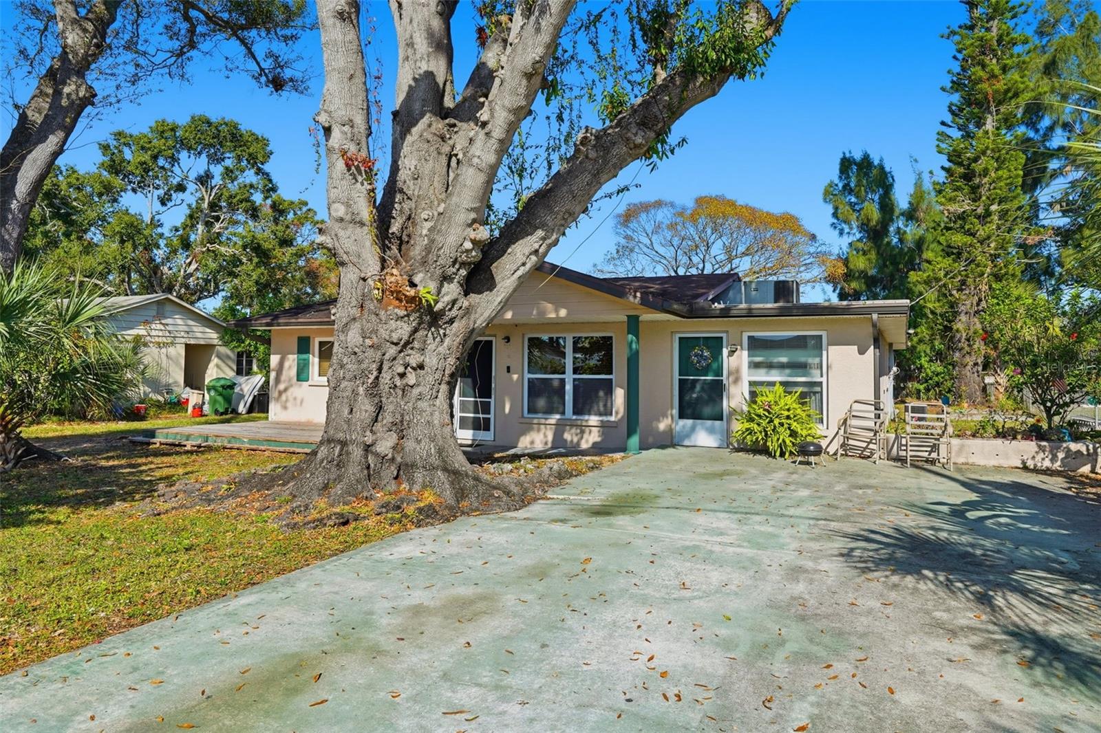 1619 Suponic Ave, Sarasota, FL 34243