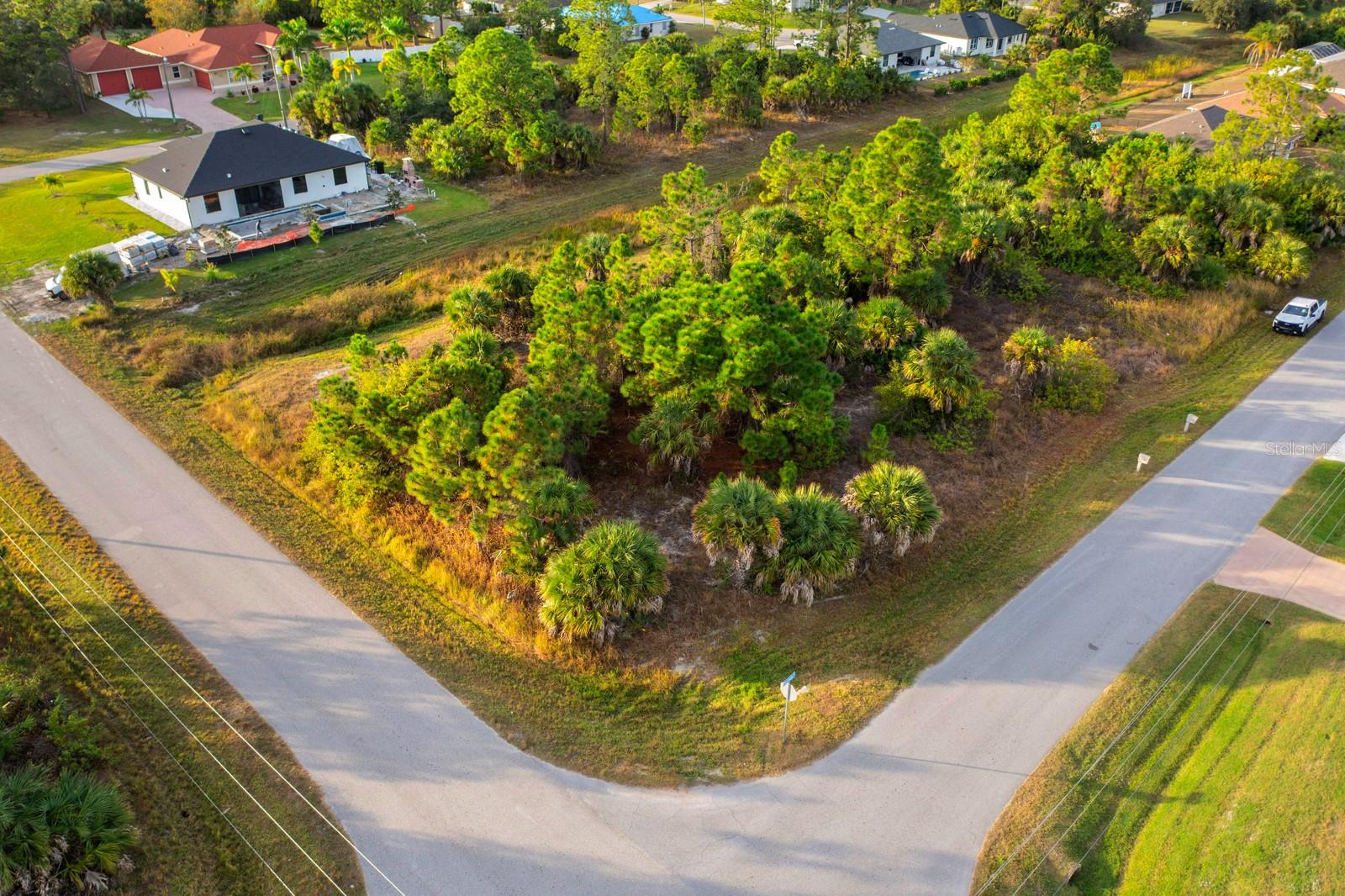 Dinsmore St, North Port, FL 34288