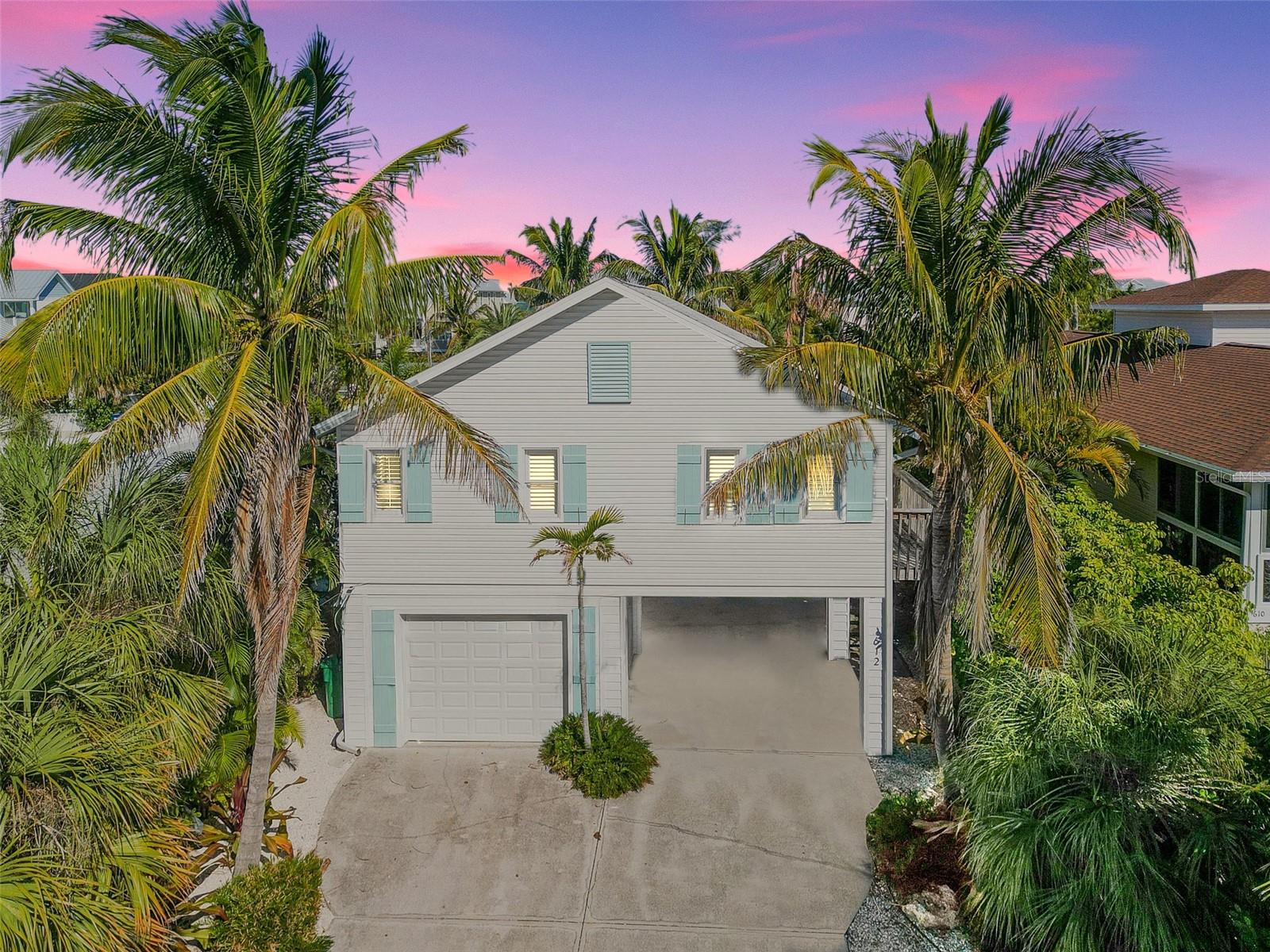612 Fern St, Anna Maria, FL 34216