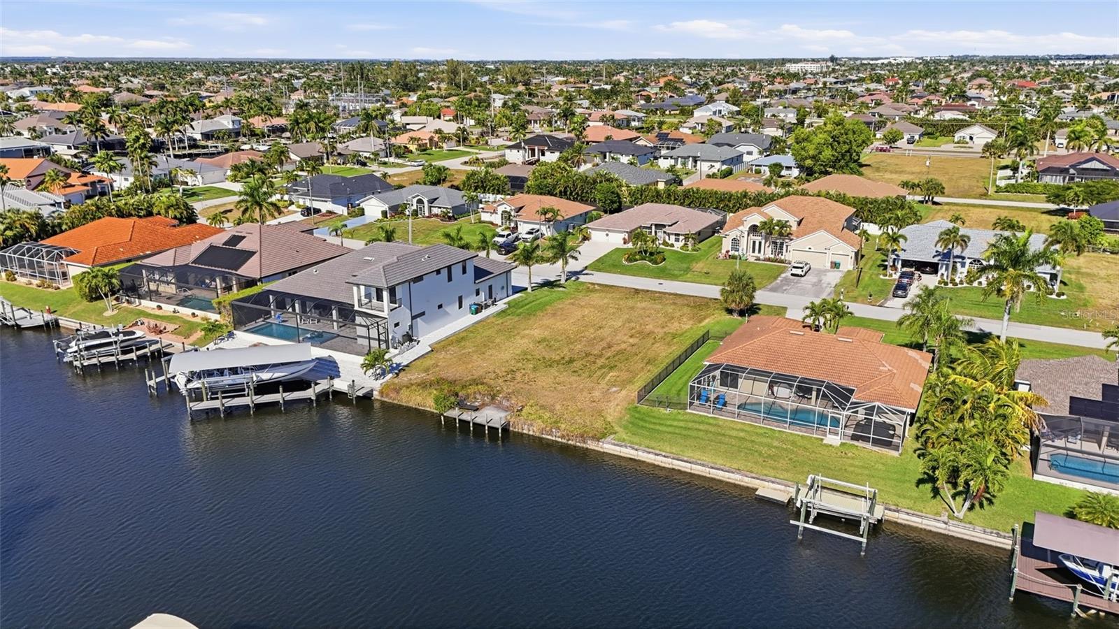 1912 Sw 48th Ln, Cape Coral, FL 33914