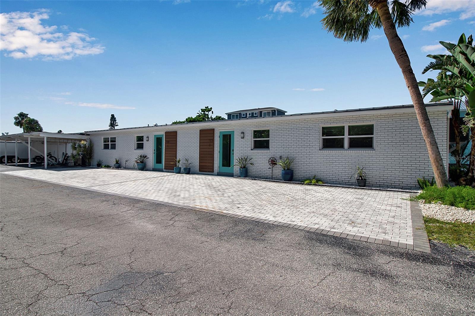 713 Saint Judes Dr S #2, Longboat Key, FL 34228
