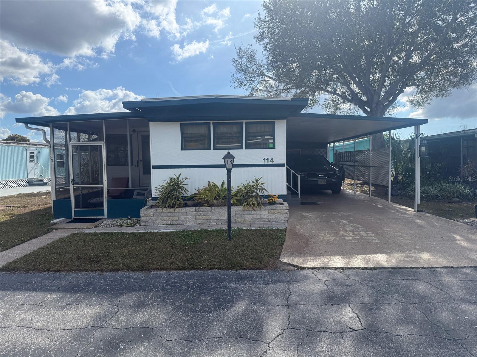 420 49th St E #114, Palmetto, FL 34221