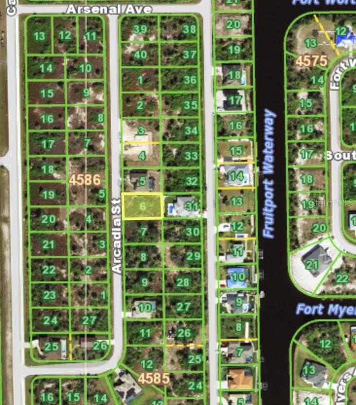 10234 Arcadia St, Port Charlotte, FL 33981