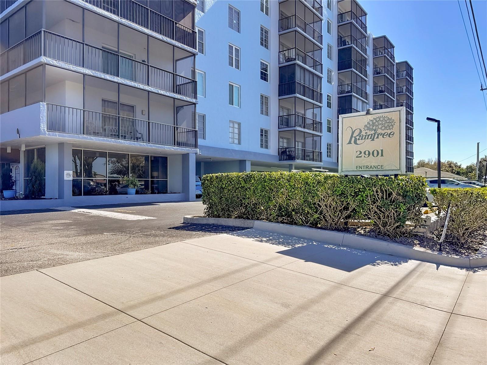 2901 26th St W #Apt 511, Bradenton, FL 34205