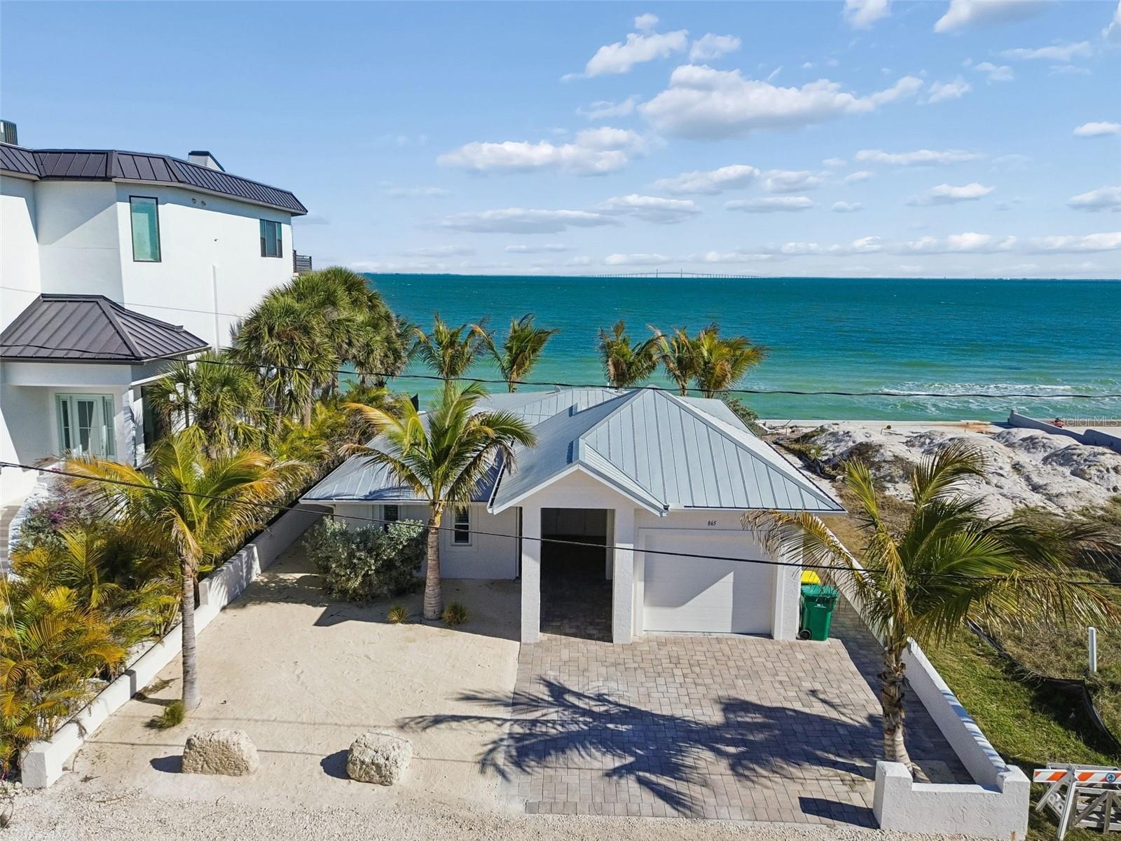 865 N Shore Dr, Anna Maria, FL 34216
