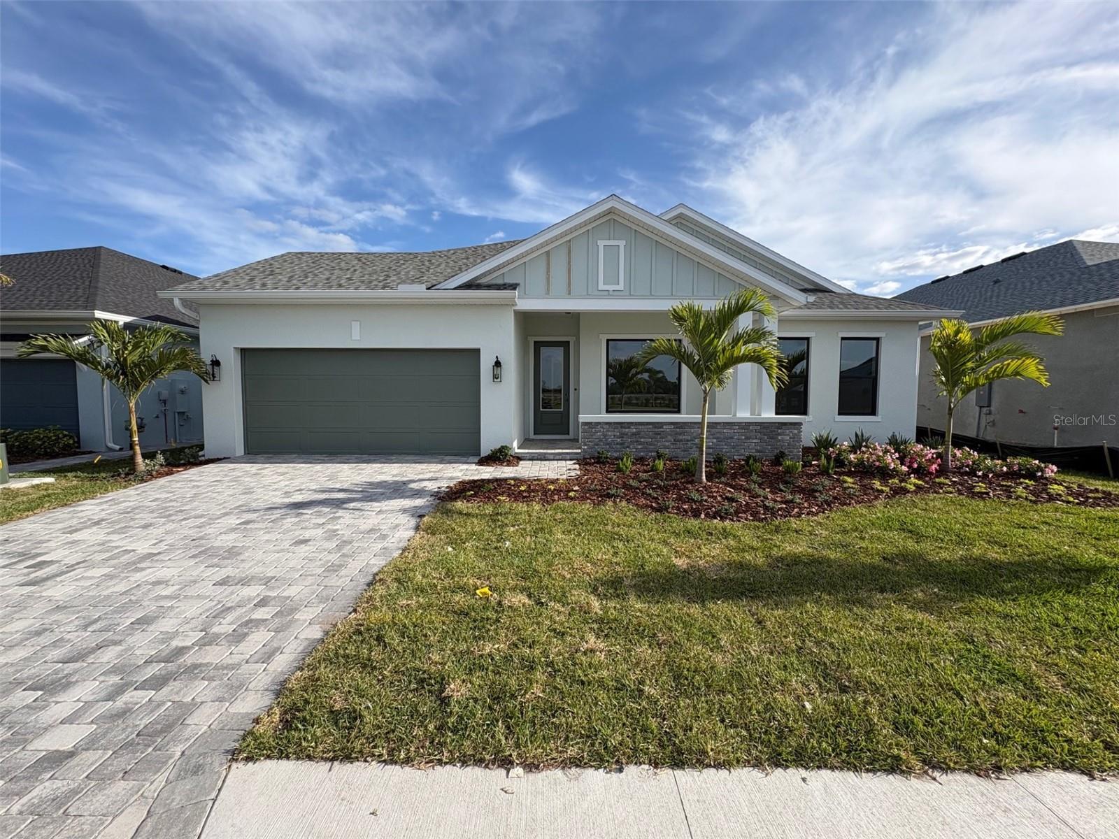 7253 Meadowshade Ct, Sarasota, FL 34241